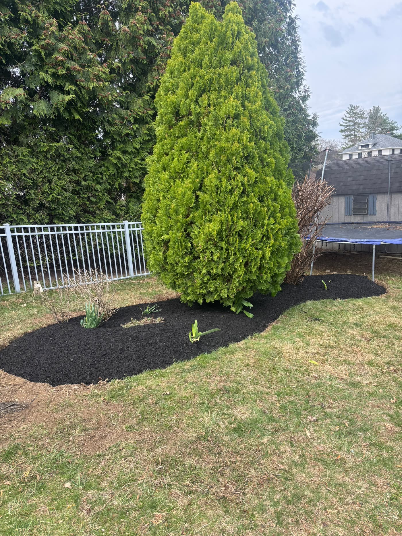 Mulch bed installation Hudson Valley